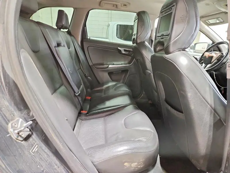 2014 VOLVO XC60 T6  