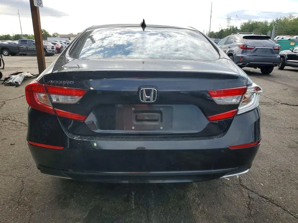2020 HONDA ACCORD LX  