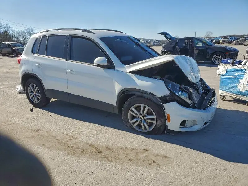 2017 VOLKSWAGEN TIGUAN S  