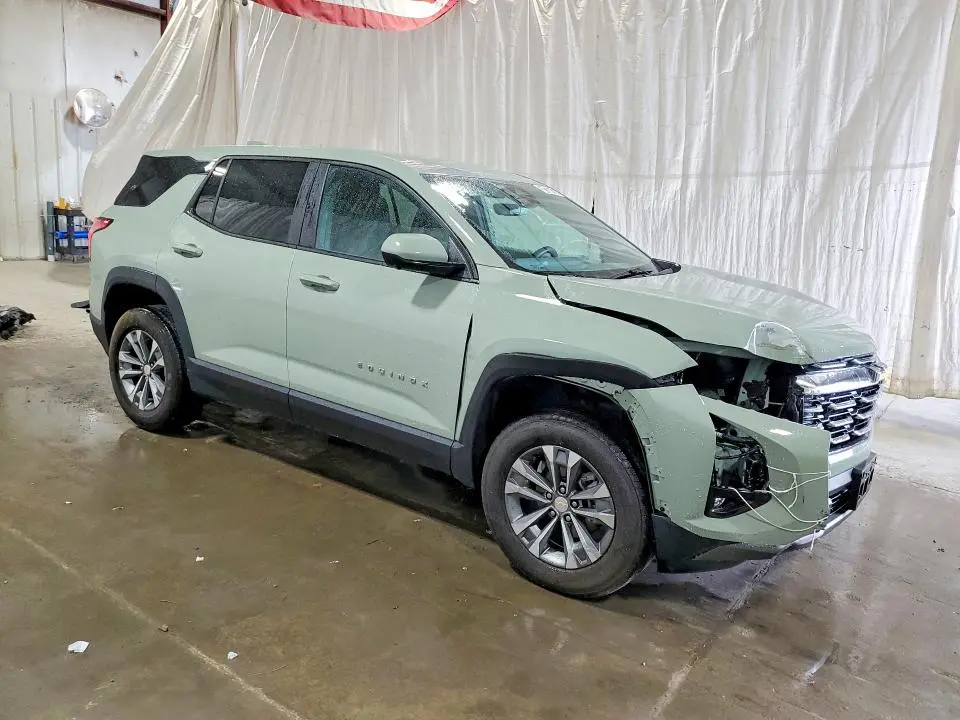 2025 CHEVROLET EQUINOX LT  