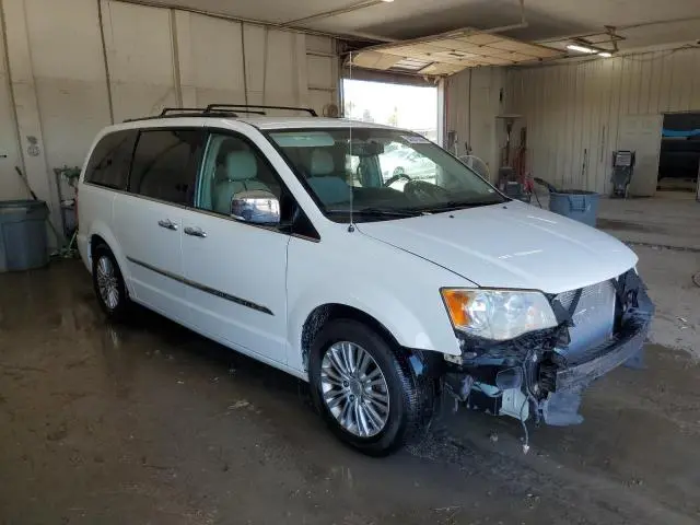 2013 CHRYSLER TOWN & COUNTRY TOURING L  