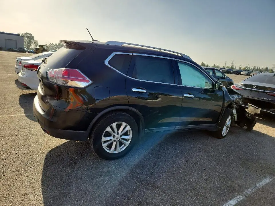 2015 NISSAN ROGUE SV  