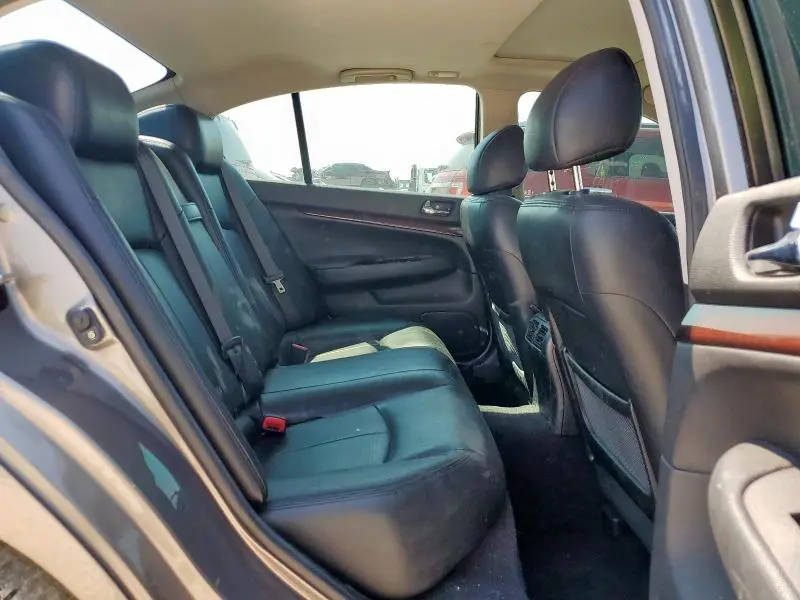 2011 INFINITI G37 BASE  