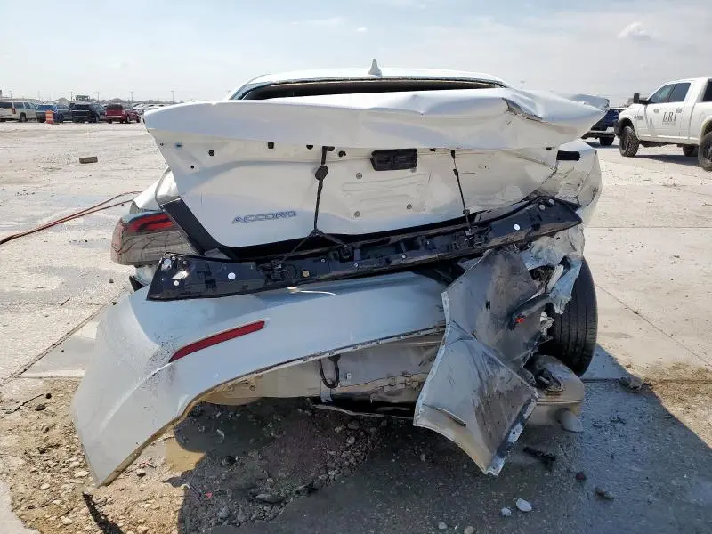 2023 HONDA ACCORD LX  