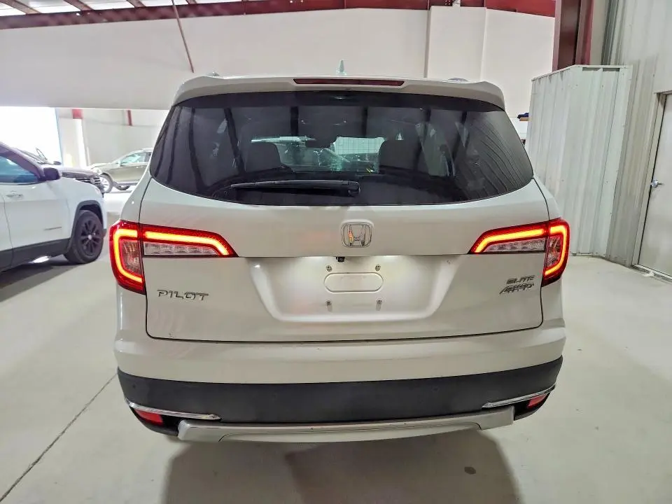 2020 HONDA PILOT ELITE  