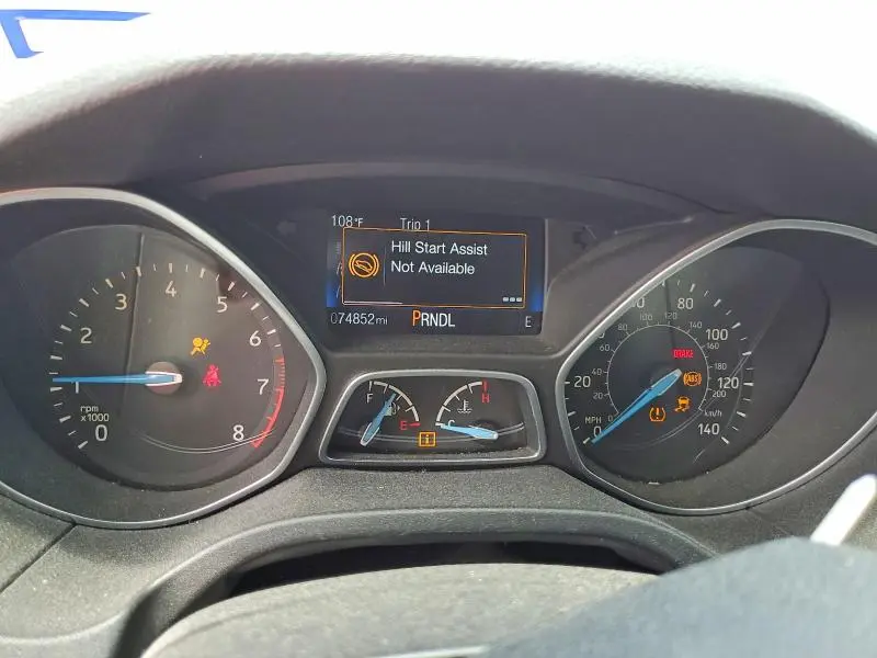 2016 FORD FOCUS SE  