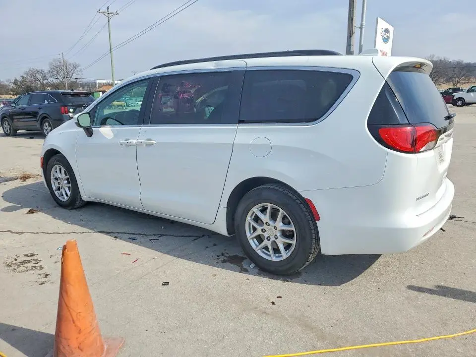 2020 CHRYSLER VOYAGER LXI  