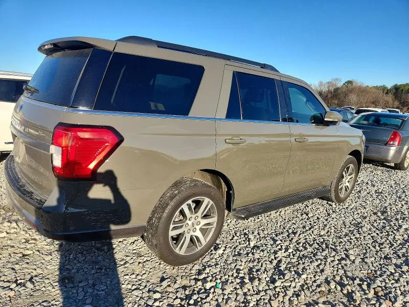 2024 FORD EXPEDITION XLT  