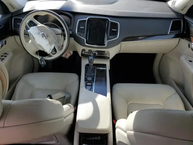 2019 VOLVO XC90 T6 MOMENTUM  