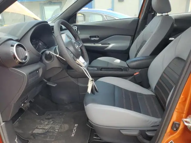 2024 NISSAN KICKS SR  