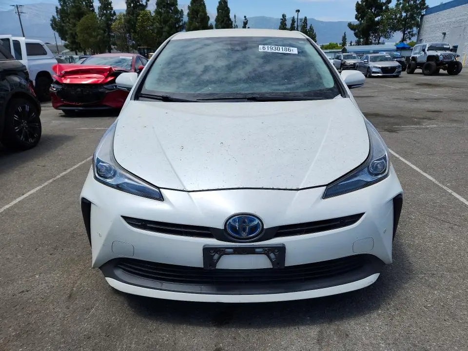 2019 TOYOTA PRIUS LE  