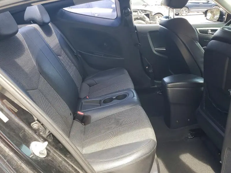 2013 HYUNDAI VELOSTER BASE  