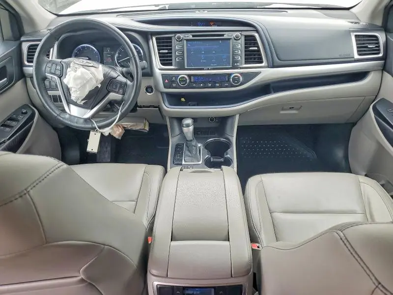 2015 TOYOTA HIGHLANDER XLE  