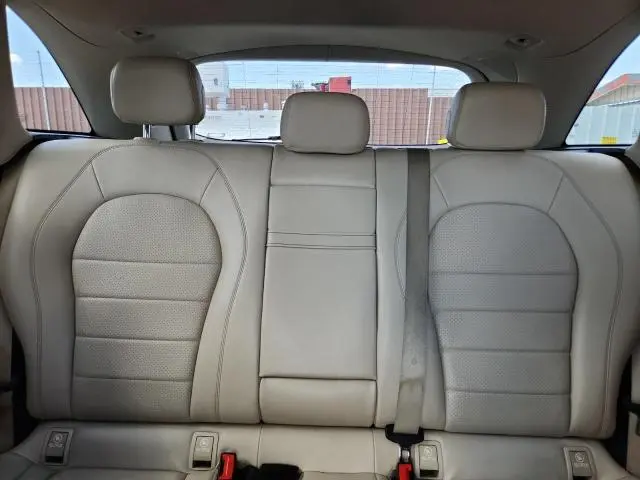 2016 MERCEDES-BENZ GLC 300