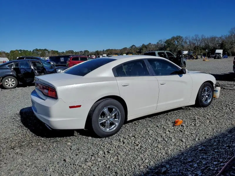 2013 DODGE CHARGER SE  