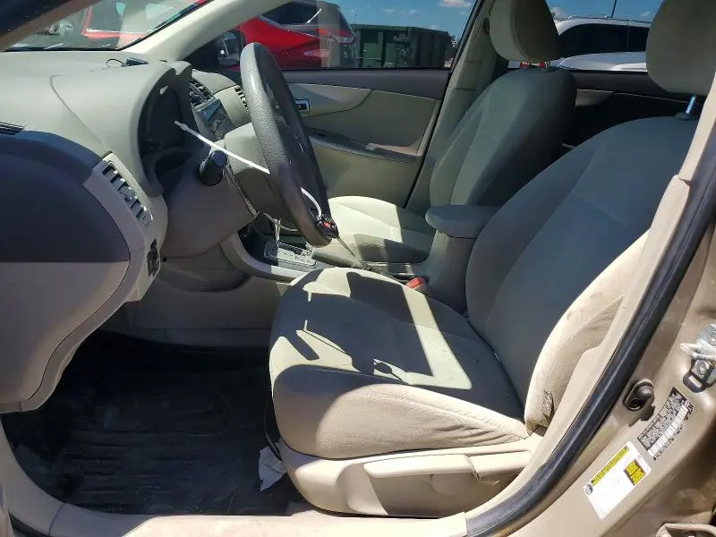 2010 TOYOTA COROLLA LE  