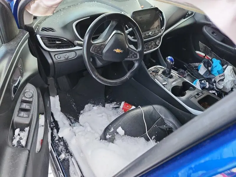 2017 CHEVROLET VOLT LT  