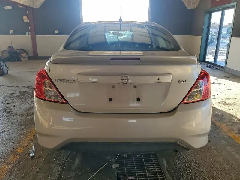 2018 NISSAN VERSA S  
