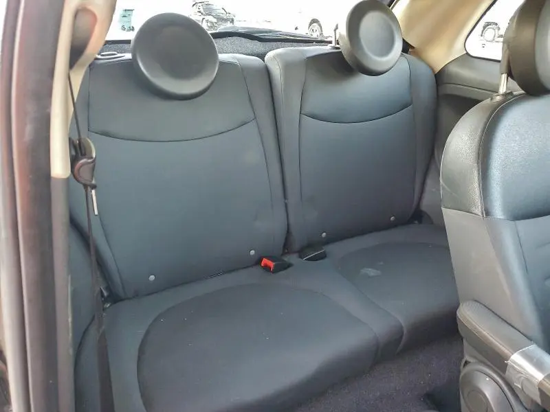 2015 FIAT 500 POP  