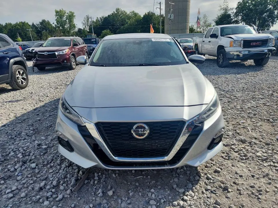 2019 NISSAN ALTIMA SL  