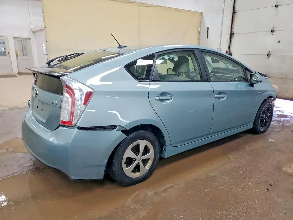 2013 TOYOTA PRIUS THREE  