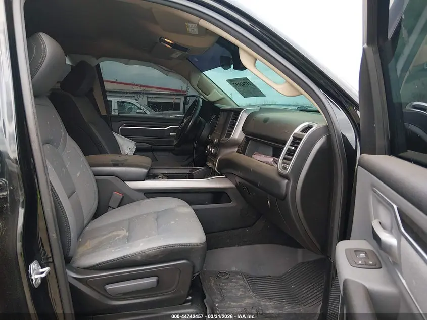2020 RAM 1500 BIG HORN  4X4 5'7 BOX
