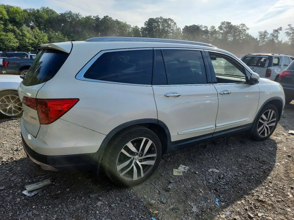 2016 HONDA PILOT TOURING  