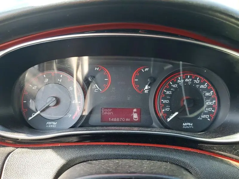 2015 DODGE DART SXT  