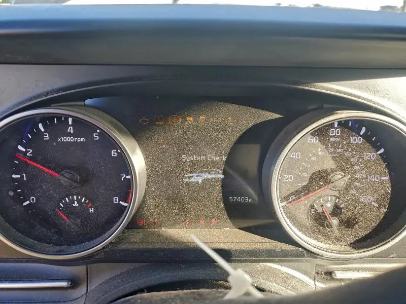 2022 KIA CARNIVAL LX  