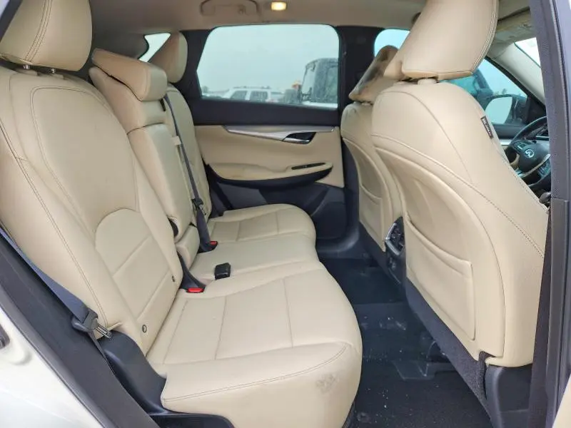 2019 INFINITI QX50 LUXE  