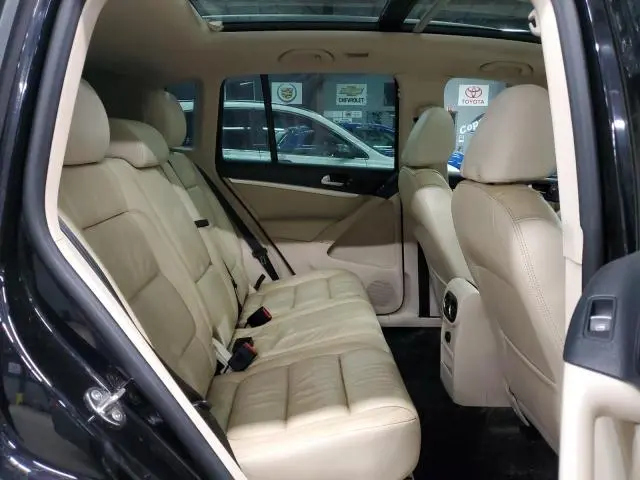 2012 VOLKSWAGEN TIGUAN S  