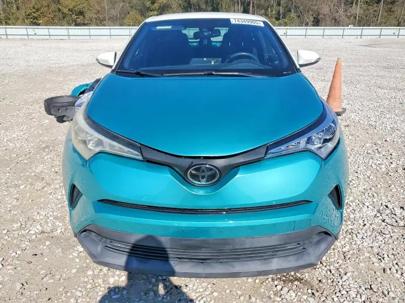 2018 TOYOTA C-HR XLE  