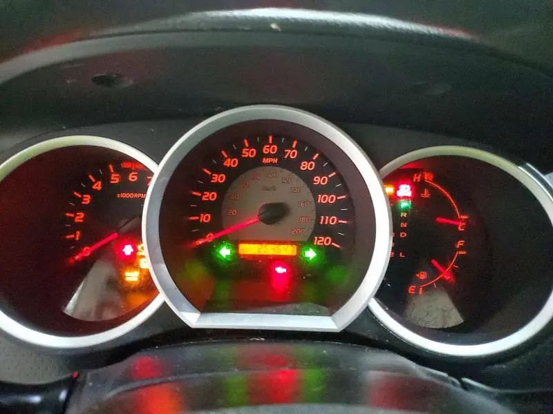 2010 TOYOTA TACOMA V6  