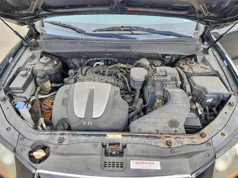 2011 HYUNDAI SANTA FE SE  