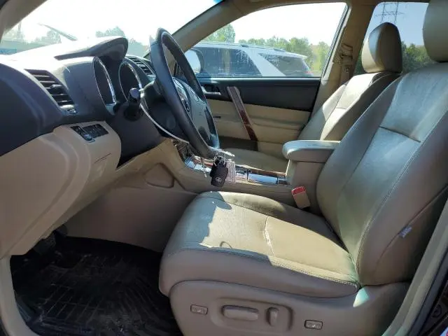 2013 TOYOTA HIGHLANDER LIMITED  