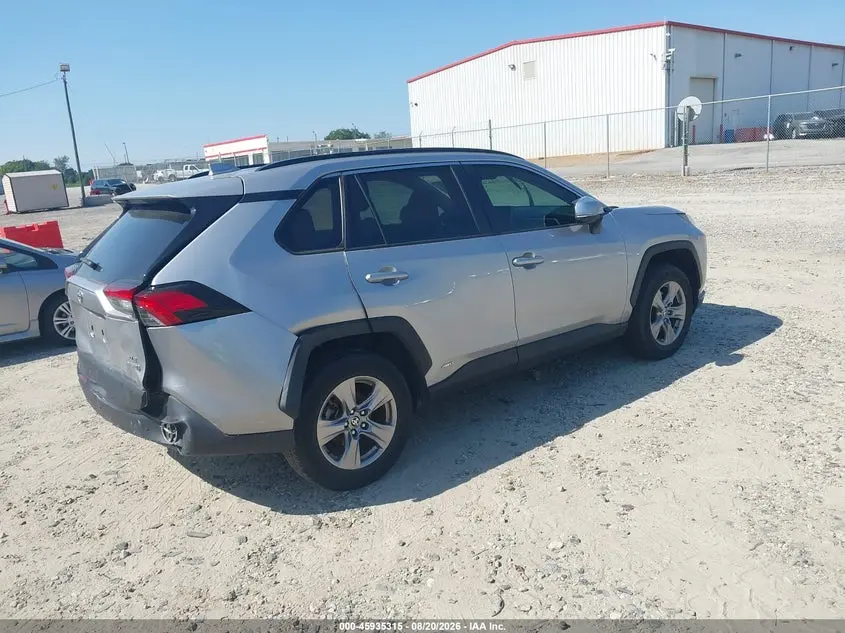 2023 TOYOTA RAV4 HYBRID XLE