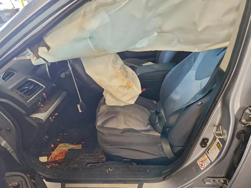 2015 SUBARU LEGACY 3.6R LIMITED  