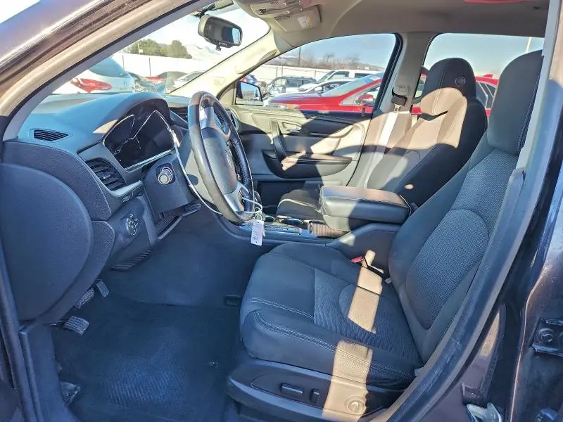 2015 CHEVROLET TRAVERSE LT  