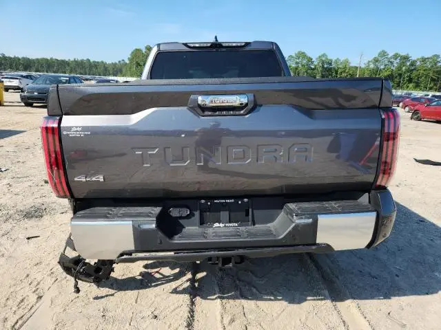 2024 TOYOTA TUNDRA CREWMAX LIMITED  