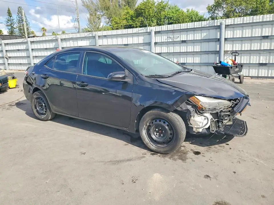 2017 TOYOTA COROLLA LE  