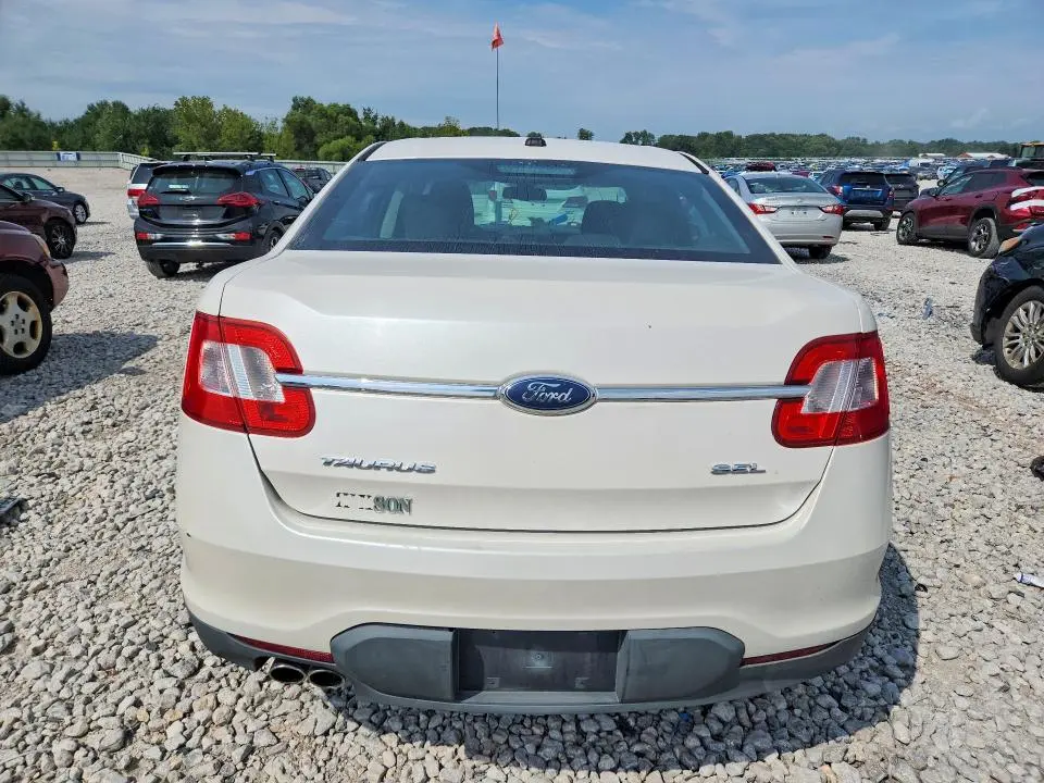 2010 FORD TAURUS SEL  
