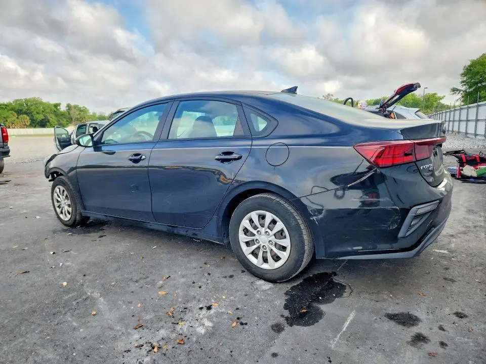 2021 KIA FORTE FE  