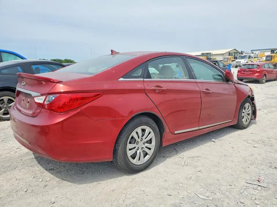 2011 HYUNDAI SONATA GLS  