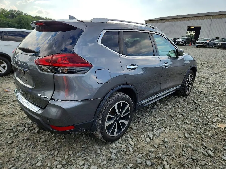 2019 NISSAN ROGUE SL  