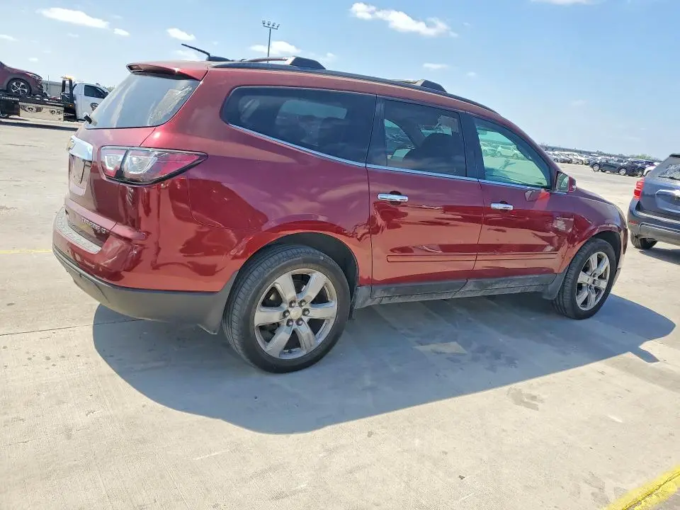 2016 CHEVROLET TRAVERSE LT  