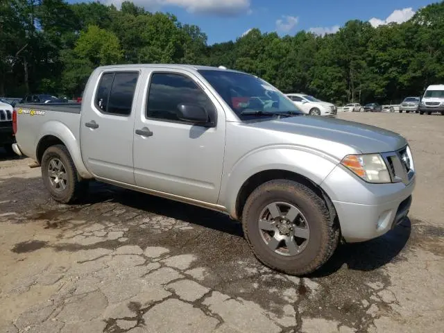 2013 NISSAN FRONTIER S  
