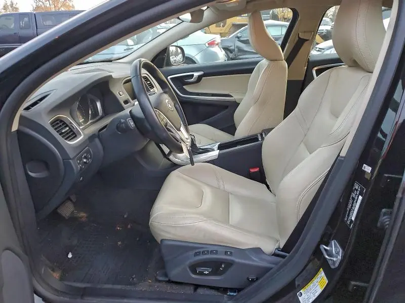 2017 VOLVO S60 DYNAMIC  