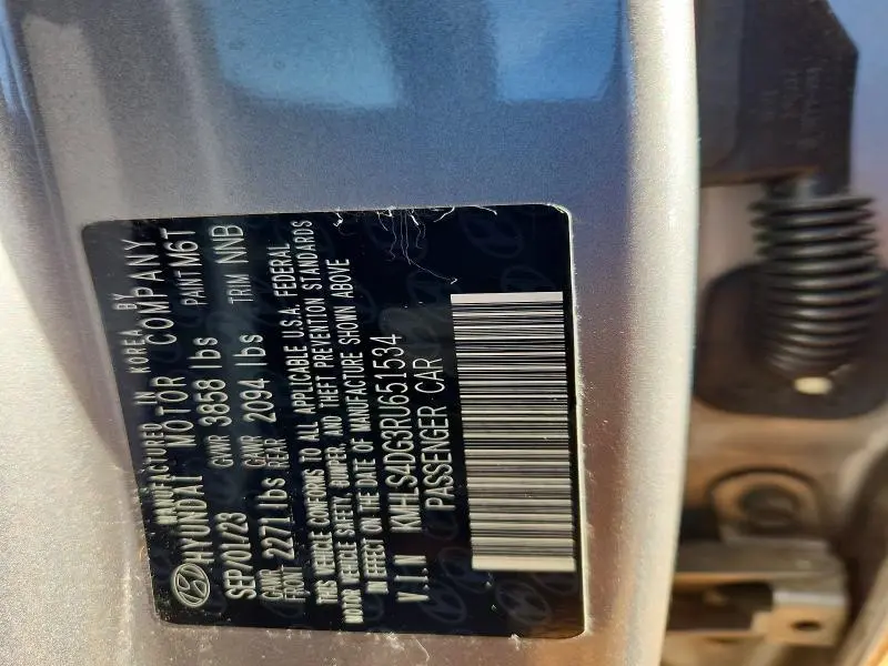 2024 HYUNDAI ELANTRA SEL  