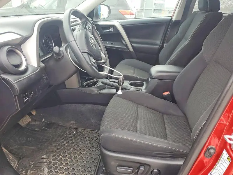 2016 TOYOTA RAV4 XLE  