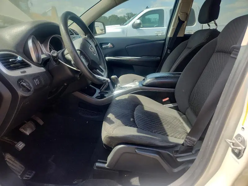 2015 DODGE JOURNEY SE  